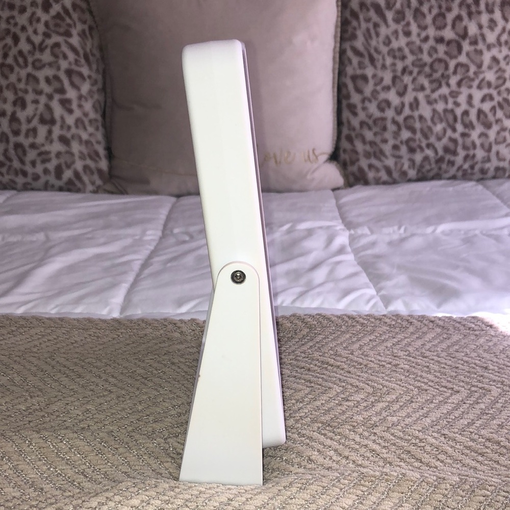 White Vanity Mirror with Minimalist Design and Elegant Finish - Picture 2 of 7